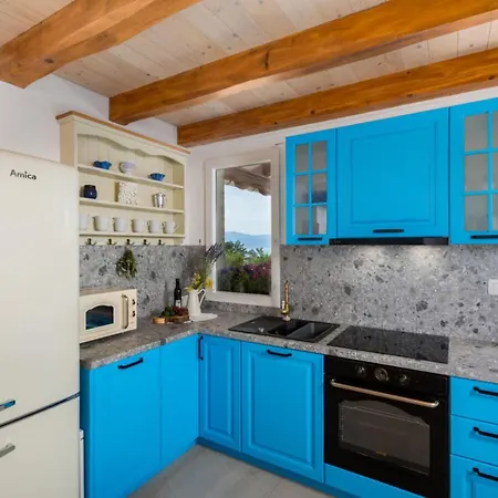 Mare - Onebedroom With Pool Врбник