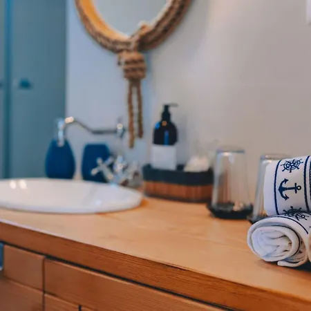 Вилла Mare - Onebedroom With Pool Врбник